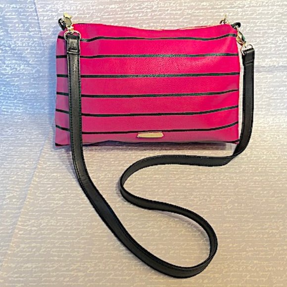 BETSEY JOHNSON PINK SHOULDER BAG - Picture 1 of 6